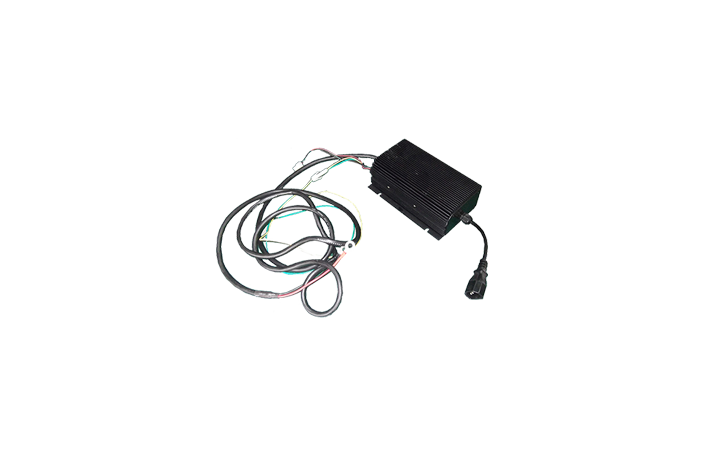 CZC7-300W-車載內(nèi)置充電機(jī)系列